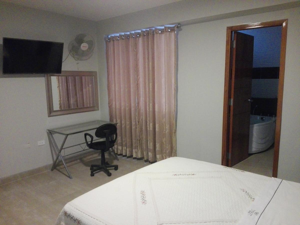 Hotel Vicente De La Vega ชิกลาโย ภายนอก รูปภาพ